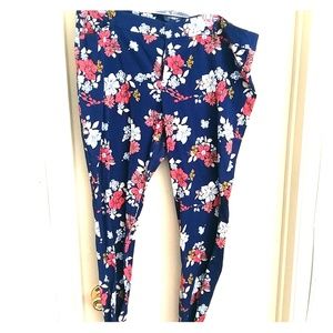 Old Navy Capri pants